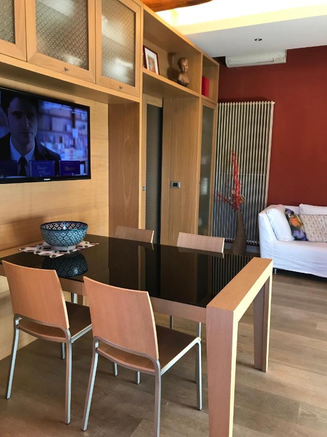 Appartamento In Villa Con Piscina - Mhateria Relais Rignano sullʼArno Dış mekan fotoğraf