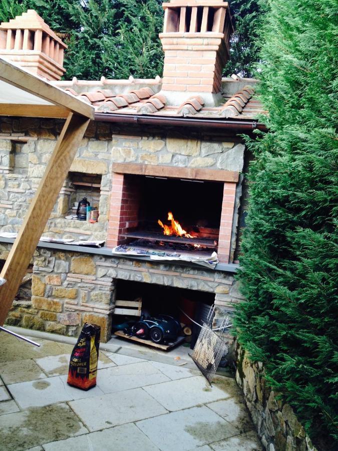 Appartamento In Villa Con Piscina - Mhateria Relais Rignano sullʼArno Dış mekan fotoğraf