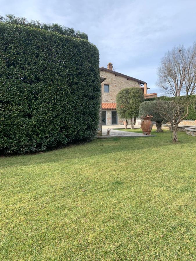 Appartamento In Villa Con Piscina - Mhateria Relais Rignano sullʼArno Dış mekan fotoğraf